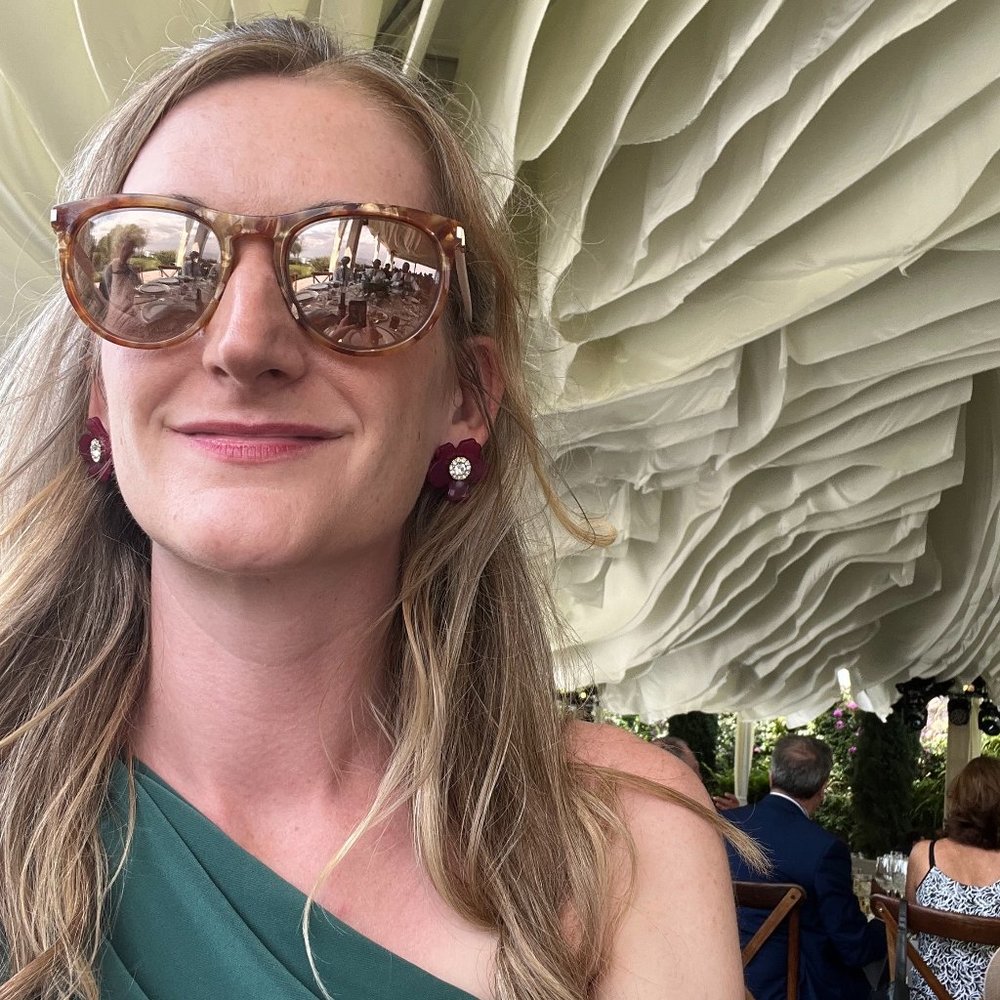 Meet your Posher, Traci